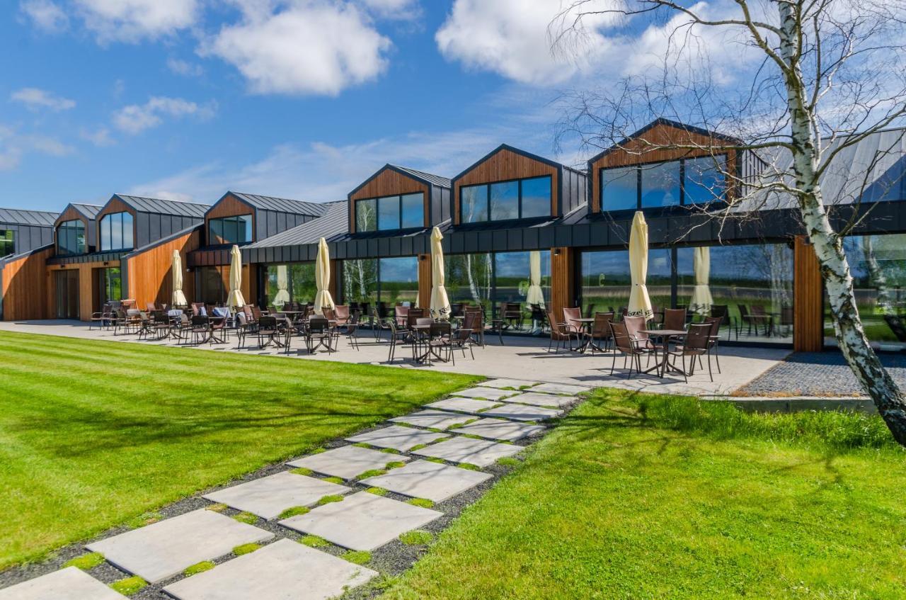 Kite Marina Sarbsk Hotel Exterior foto